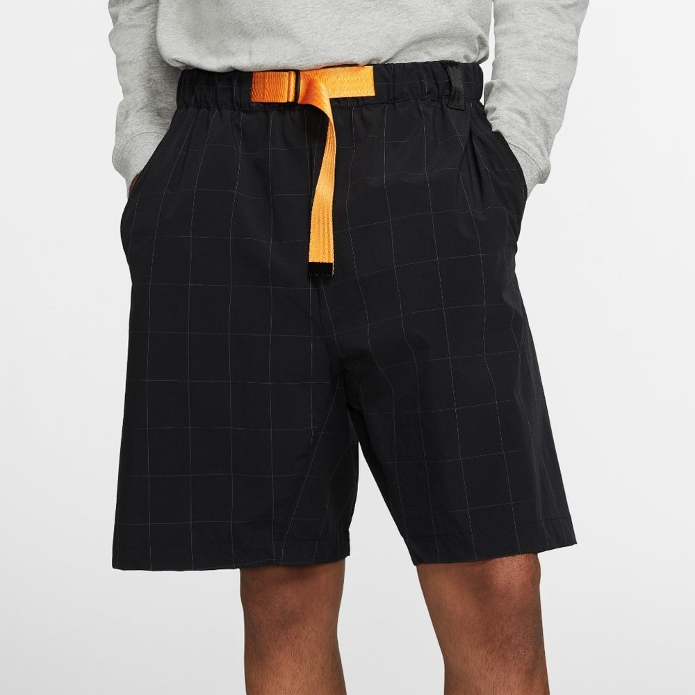 Nike Sportswear NSW Tech Pack Woven Shorts Black Belted BV4458-010 - Picture 4 of 12